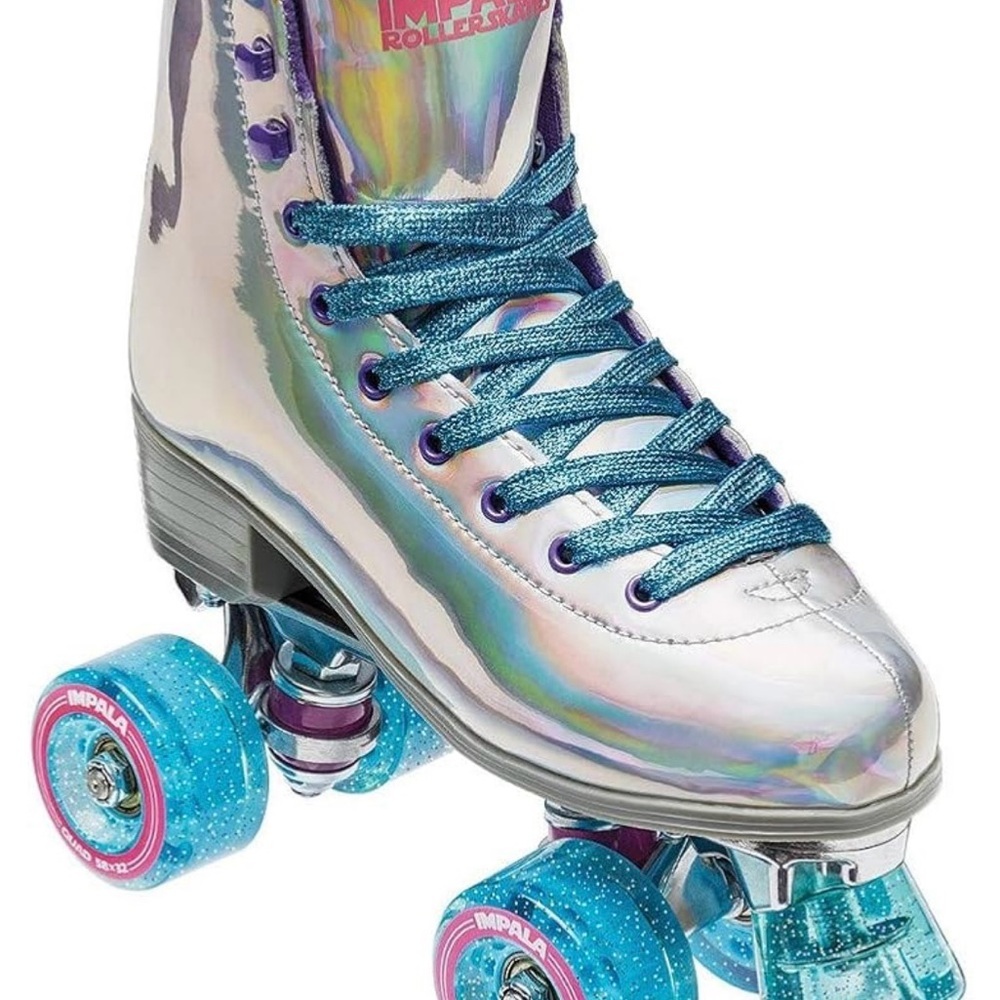 Holographic Roller Skates Sized 7 - Picture 1 of 6